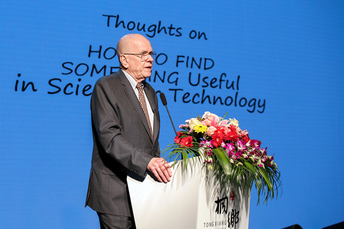 Ư��4����