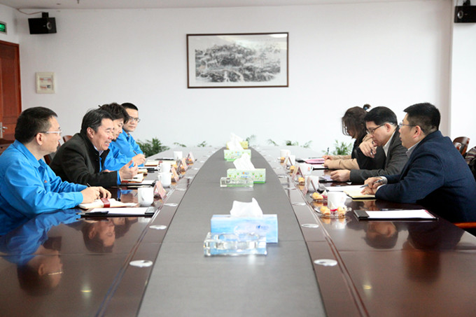 Ư��4����